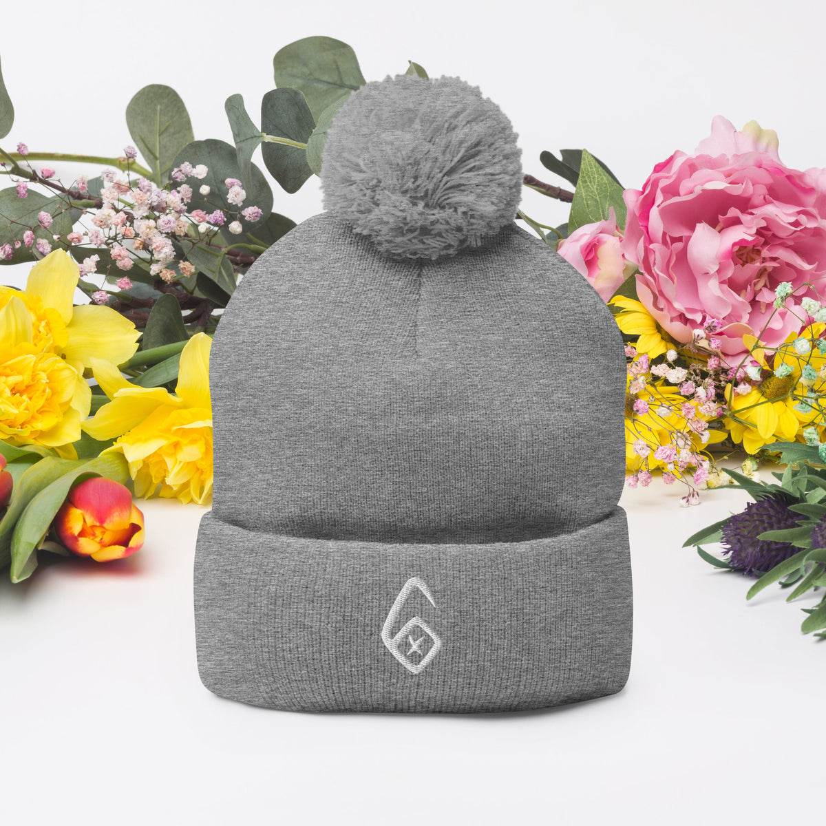 '6' Pom-Pom Beanie